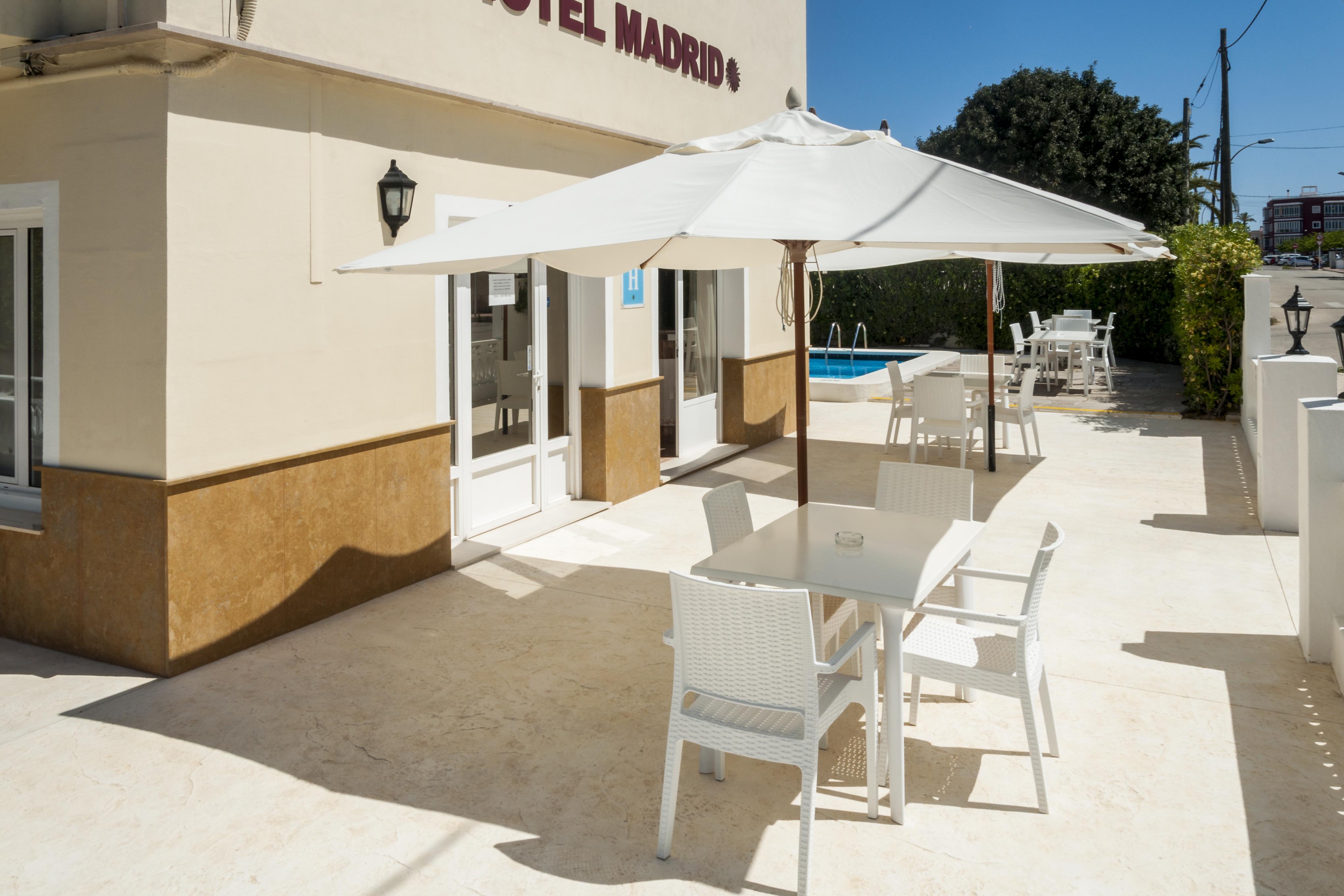 Hotel Madrid Ciutadella  Kültér fotó