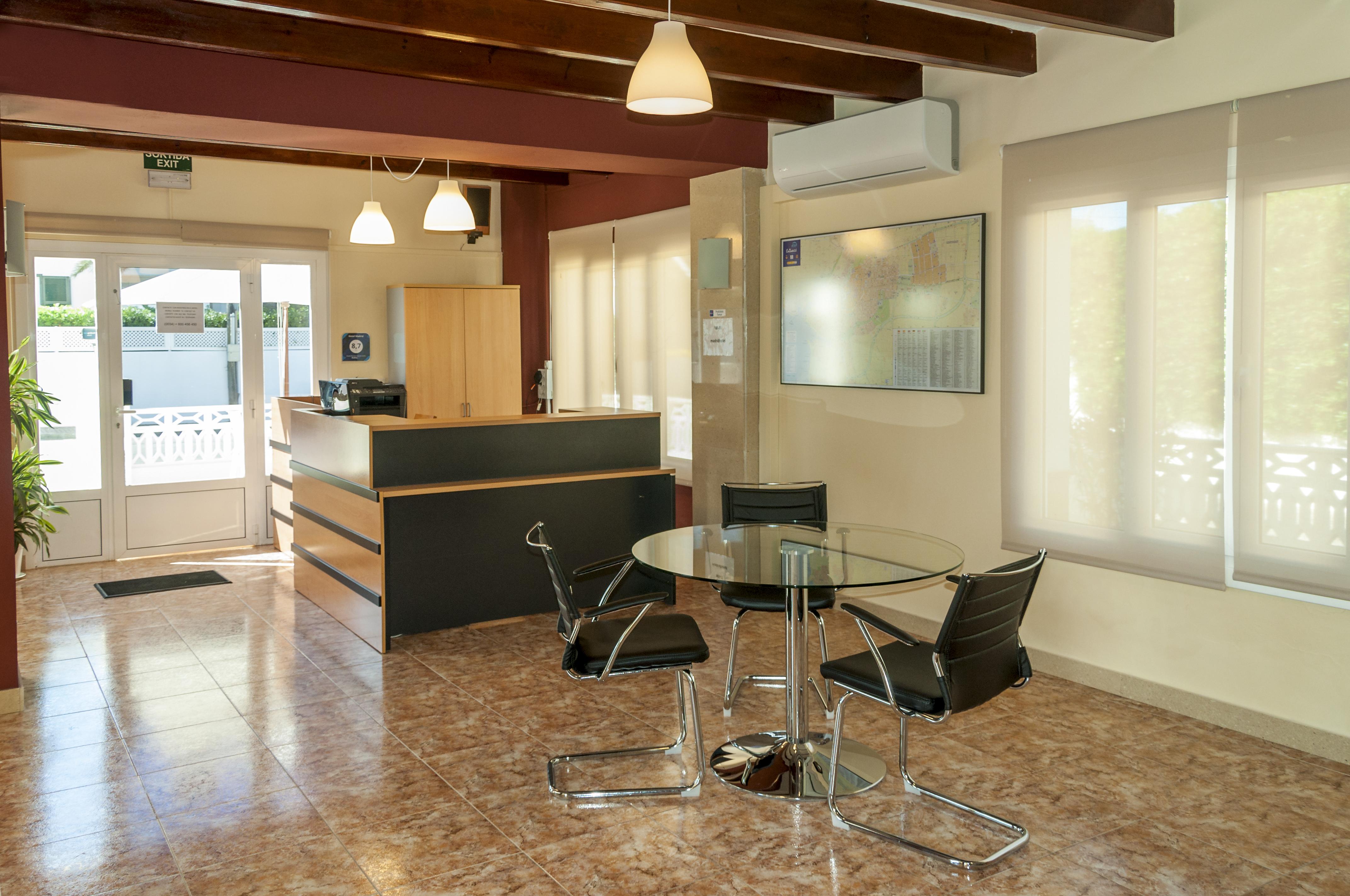 Hotel Madrid Ciutadella  Kültér fotó