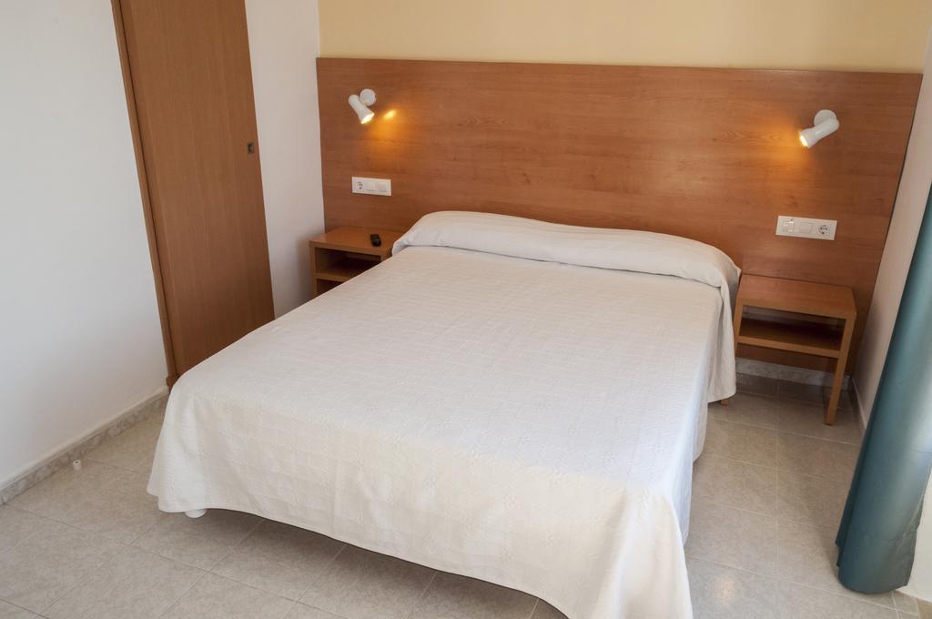 Hotel Madrid Ciutadella  Kültér fotó