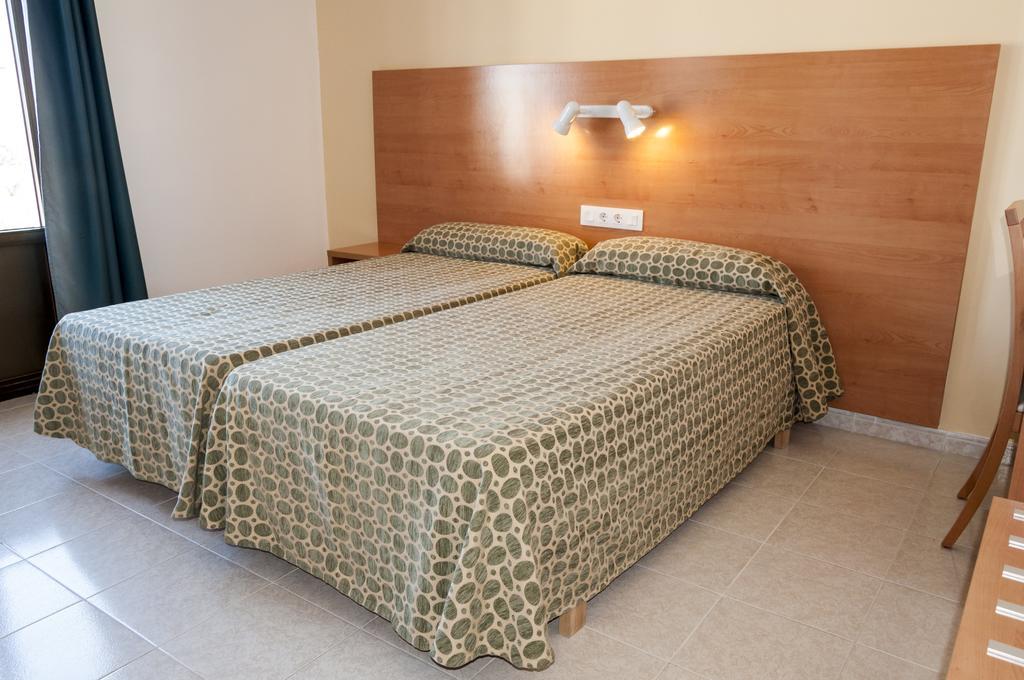Hotel Madrid Ciutadella  Kültér fotó