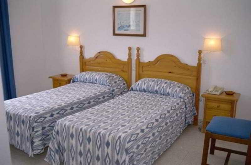 Hotel Madrid Ciutadella  Kültér fotó