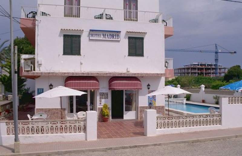 Hotel Madrid Ciutadella  Kültér fotó